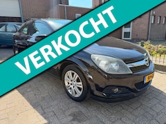 Opel Astra GTC - 1.8 Cosmo