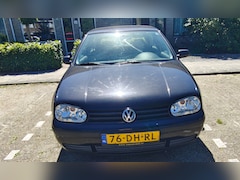 Volkswagen Golf - 1.6