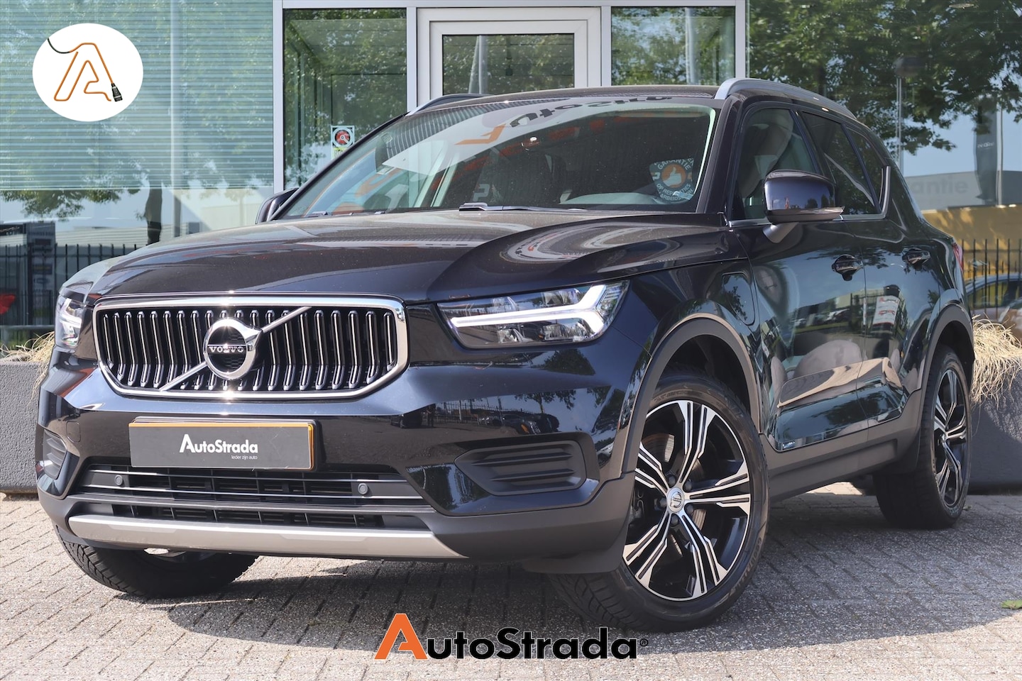 Volvo XC40 - T4 Inscription Expression 211pk | Camera | Stoelverwarming | Navi | LED | Carplay | Keyles - AutoWereld.nl