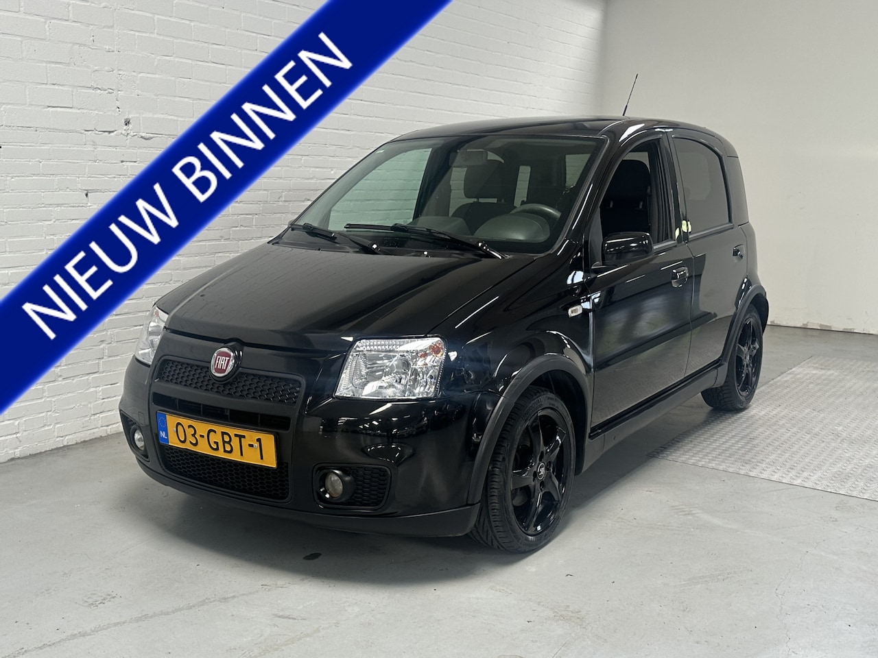 Fiat Panda - 1.4 16V Sport AIRCO / NAVI / LMV /  101 pk - AutoWereld.nl