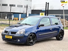 Renault Clio - 1.2-16V lage km met nap