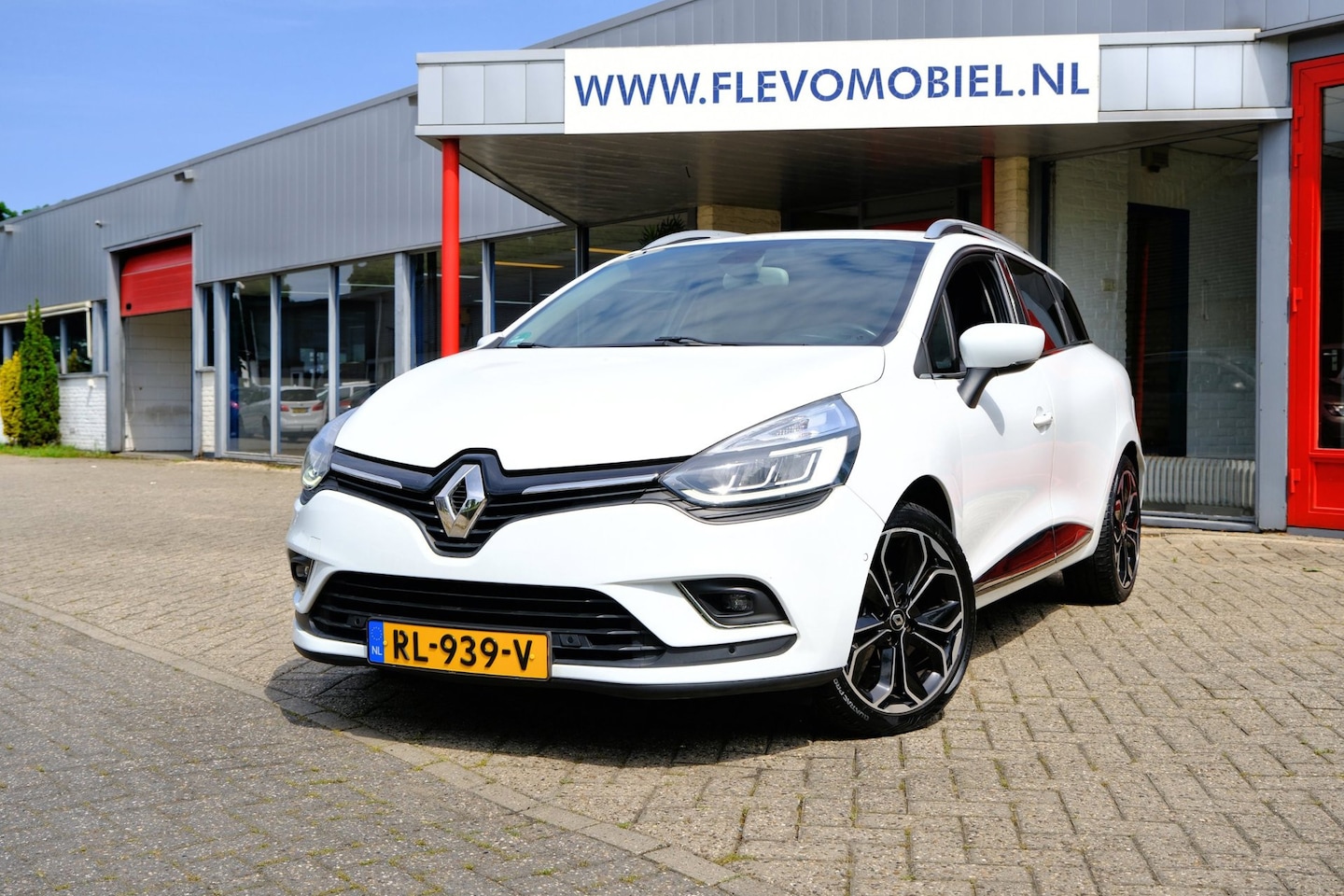 Renault Clio Estate - 1.2 TCe Intens Aut. Navi|LED koplampen|Clima|ParkAssist|LMV - AutoWereld.nl