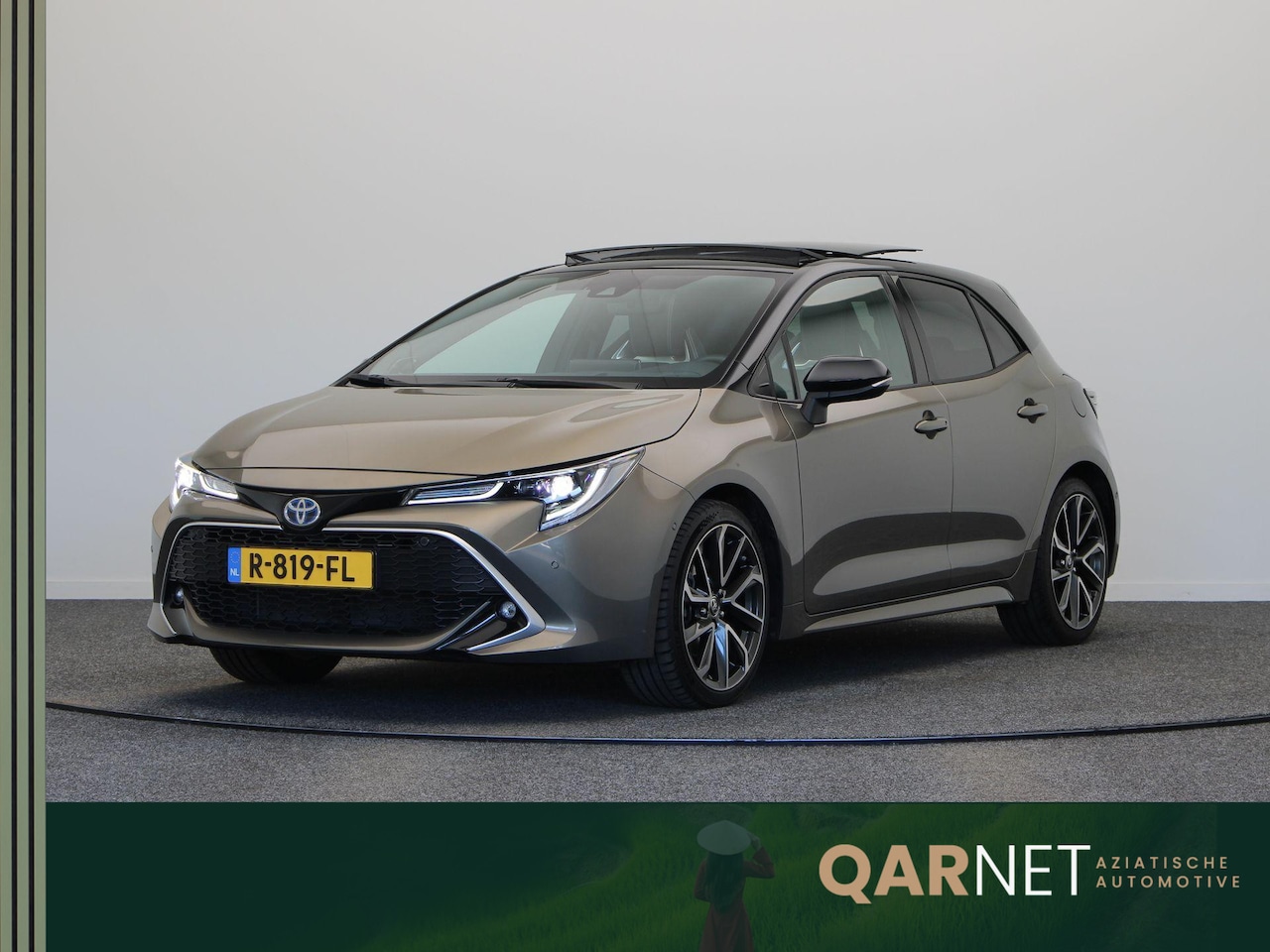 Toyota Corolla - 2.0 Hybrid Executive | head-up display | JBL audio | leder | schuif-kanteldak | stoelverwa - AutoWereld.nl