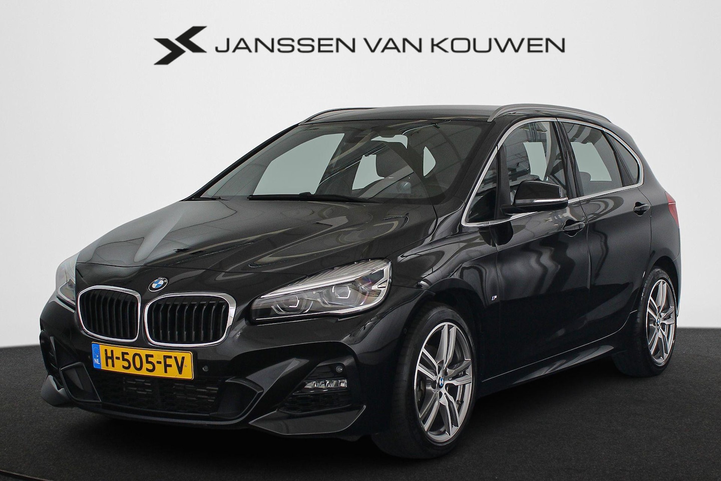 BMW 2-serie Active Tourer - 218i High Executive Edition M Sport Automaat Lederen Sportstoelen Stoelverwarming Head-Up - AutoWereld.nl