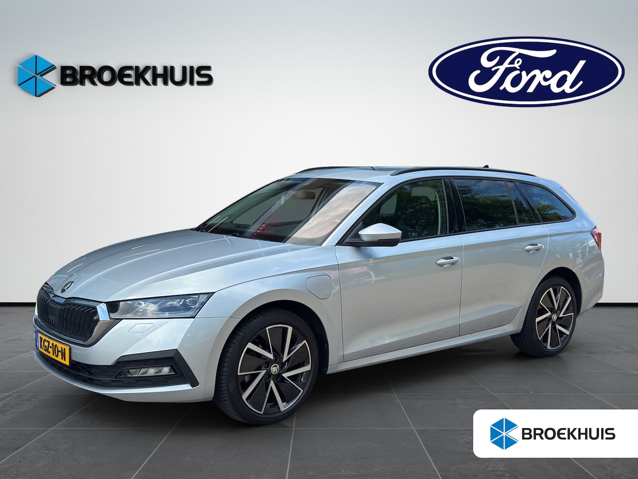 Skoda Octavia Combi - 1.4 TSI iV PHEV Business Edition 204pk | Pano | Adapt. Cruise | Winter Pack | AGR stoelen - AutoWereld.nl