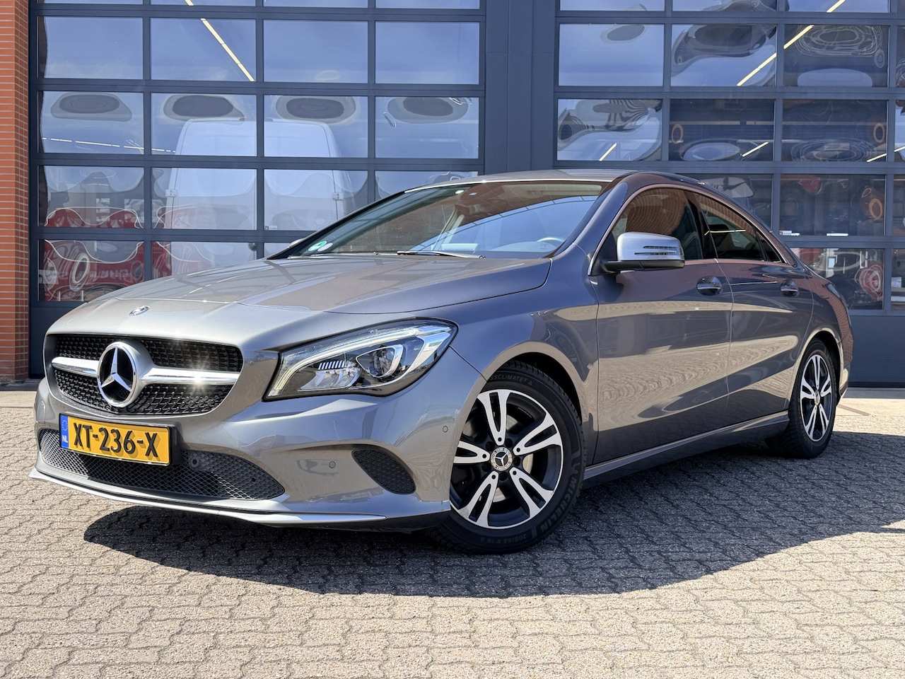 Mercedes-Benz CLA-Klasse - 180 Ambition | Achteruitrijcamera | - AutoWereld.nl