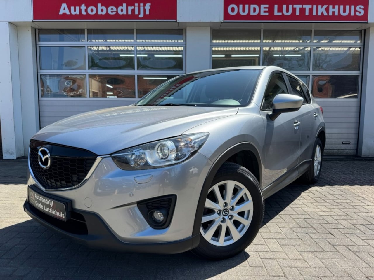 Mazda CX-5 - 2.0 Skylease+ 2WD Cruise Navi Bluetooth Trekhaak PDC - AutoWereld.nl