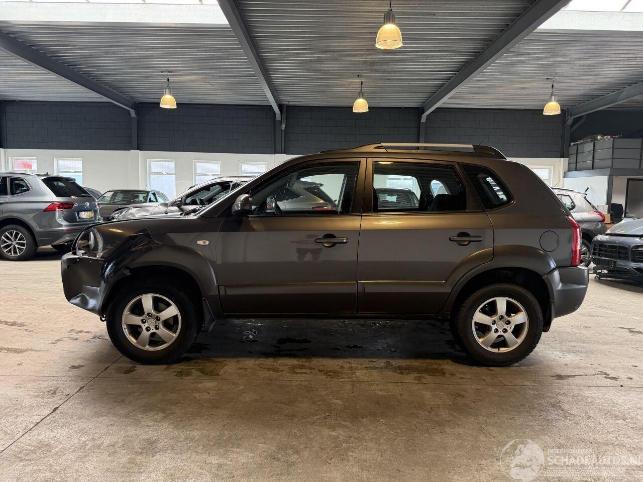 Hyundai Tucson - 2.0i Style 2.0i Style