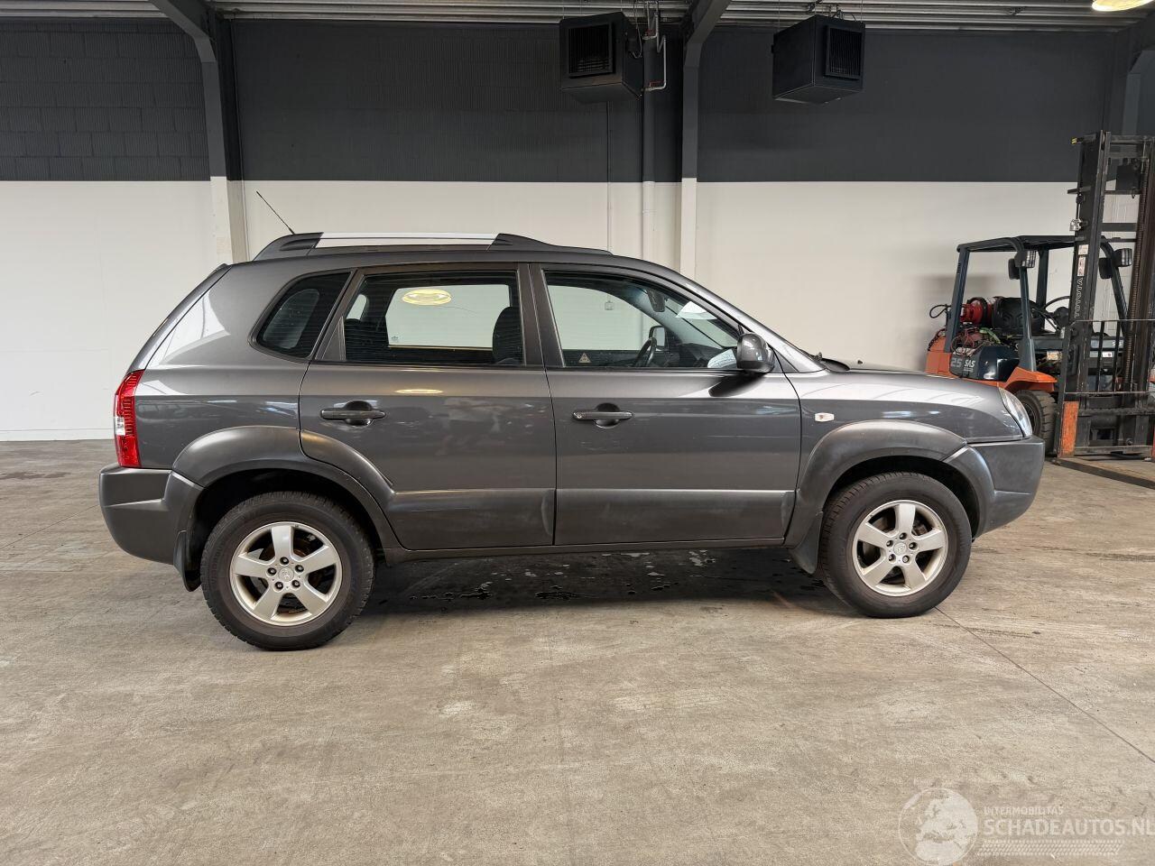 Hyundai Tucson - 2.0i Style 2.0i Style
