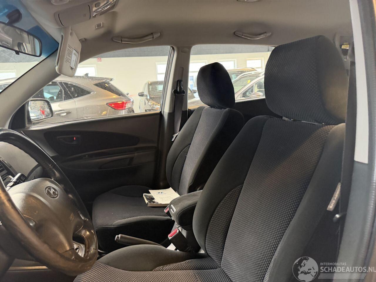 Hyundai Tucson - 2.0i Style 2.0i Style