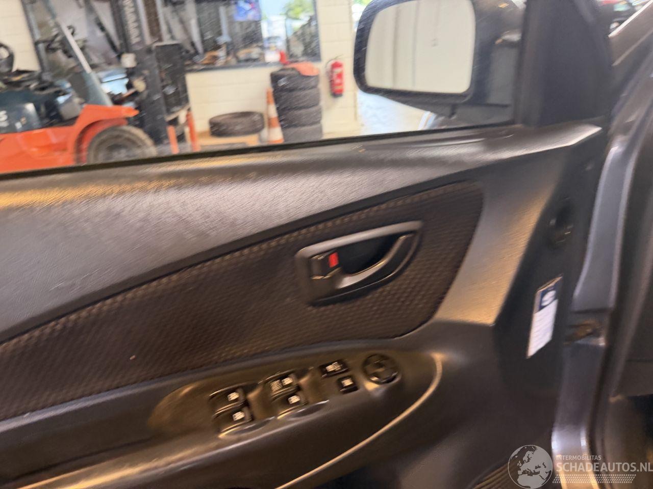 Hyundai Tucson - 2.0i Style 2.0i Style