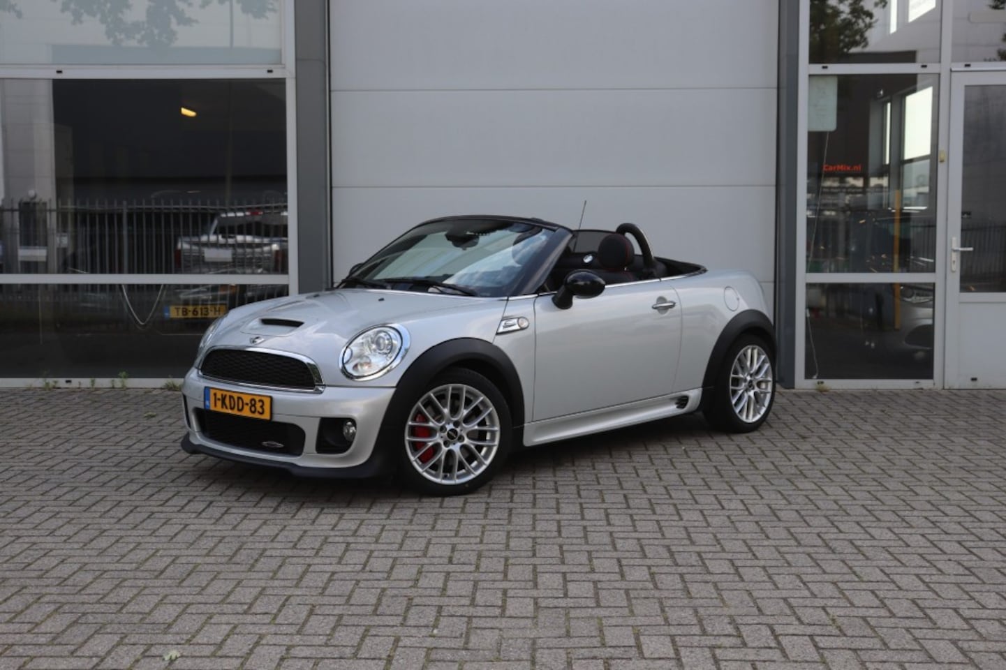 MINI Roadster - 1.6 JCW CHILI/211PK/DEALER.ONDH/ORIG.NL/ STOELVERWARMING/CLIMA/17' - AutoWereld.nl