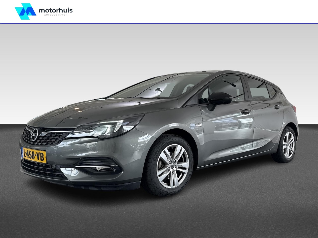 Opel Astra - 1.2 Turbo 110pk Start/Stop Business Edition {uitgelichte-opties} - AutoWereld.nl