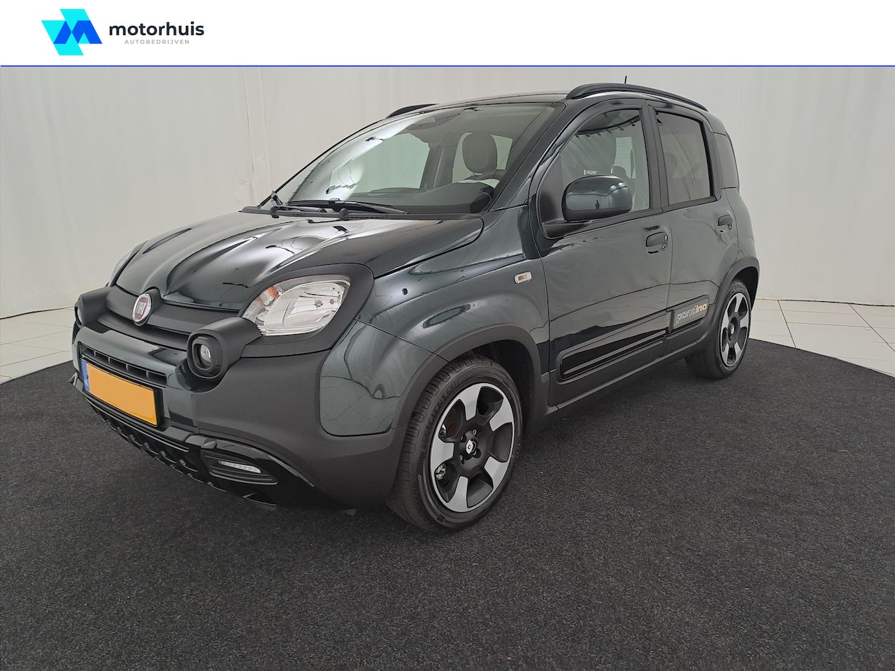 Fiat Panda - 1.0 70pk Pandina {uitgelichte-opties} - AutoWereld.nl