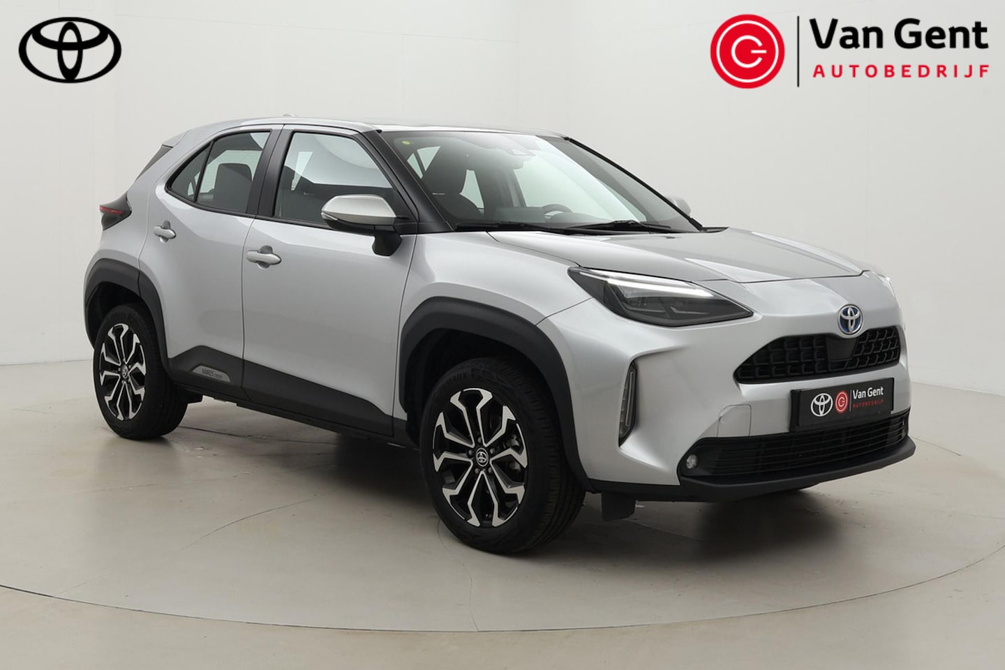 Toyota Yaris Cross - 1.5 Hybrid Dynamic | Apple Carplay / Android Auto | Keyless | Adaptive Cruise | Clima | Ca - AutoWereld.nl
