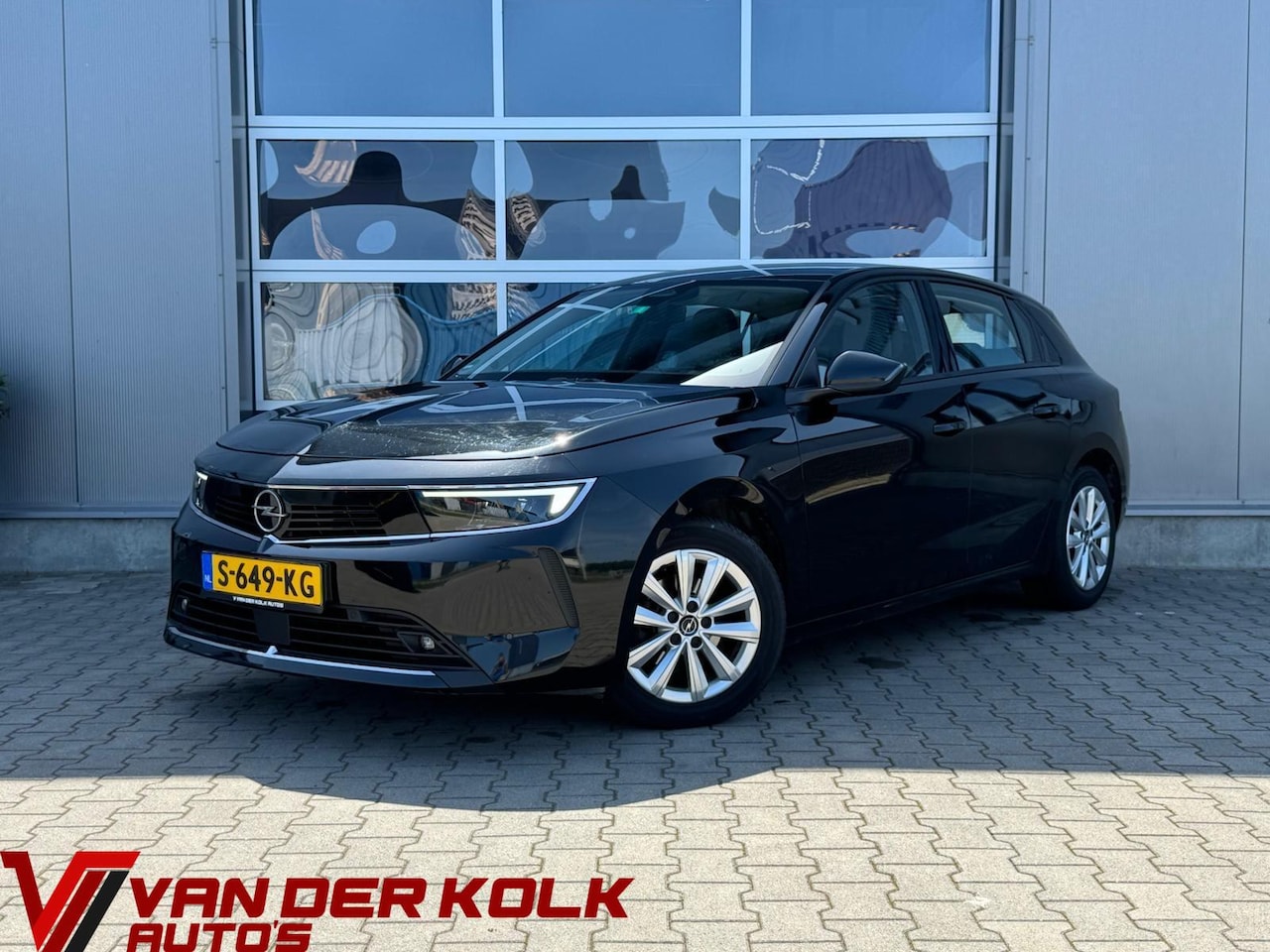 Opel Astra - 1.2 Business Edition | LED | Cruise | Navigatie | Carplay | DAB | Climate | Lichtmetaal - AutoWereld.nl