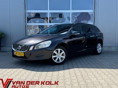 Volvo V60 - 2.0 D3 | Cruise | Navigatie | Climate | Trekhaak | Sensoren