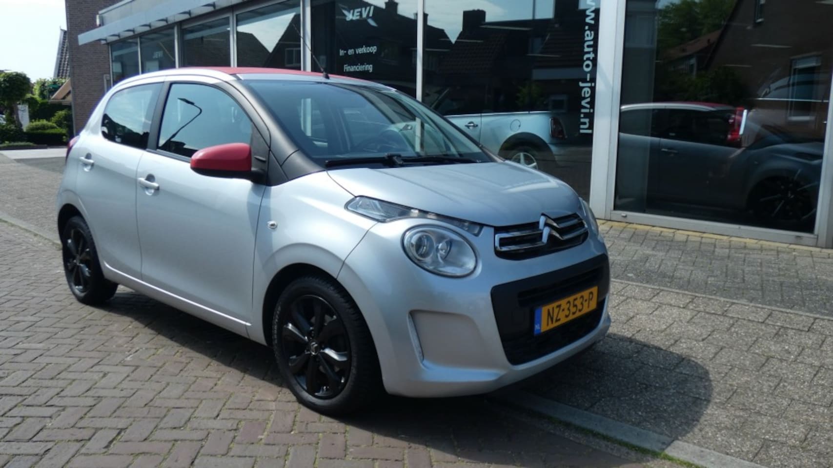 Citroën C1 - 1.2  PURE-TECH  SHINE/ CABRIO-TOP  *  A.C * CRUISE * L.M.V * - AutoWereld.nl