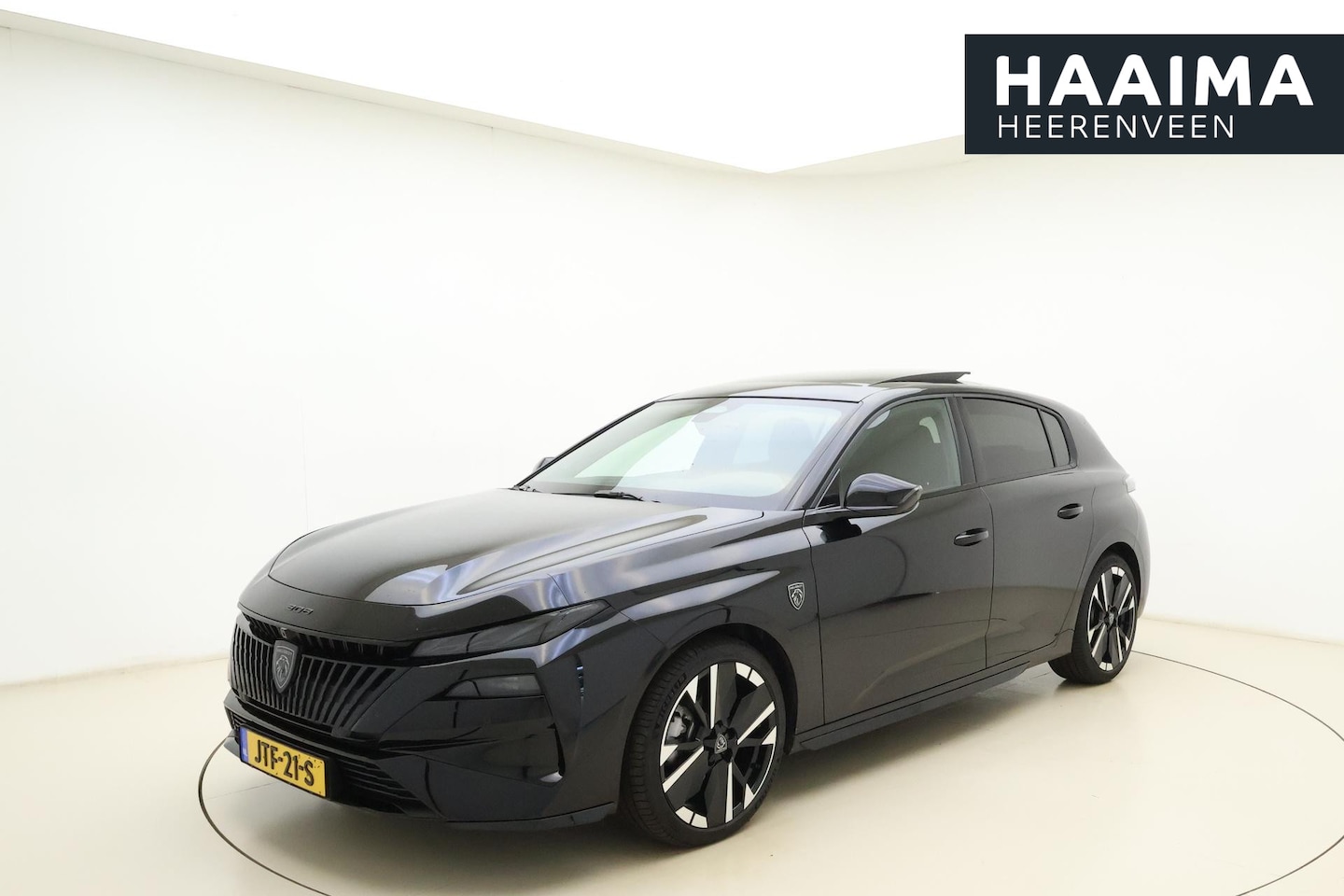 Peugeot 308 - 1.2 Hybrid 145 e-DCS6 GT | Demo | Trekhaak | 360 graden camera | Adaptieve cruise control - AutoWereld.nl