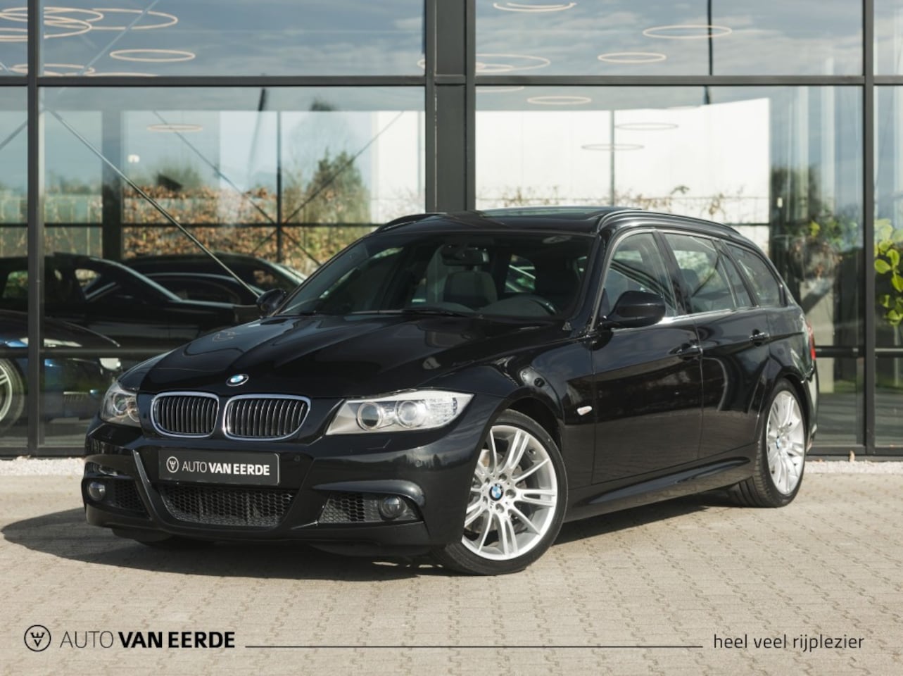 BMW 3-serie Touring - 325i Touring LCI M-sport Aut. - Pano, TOP! - AutoWereld.nl