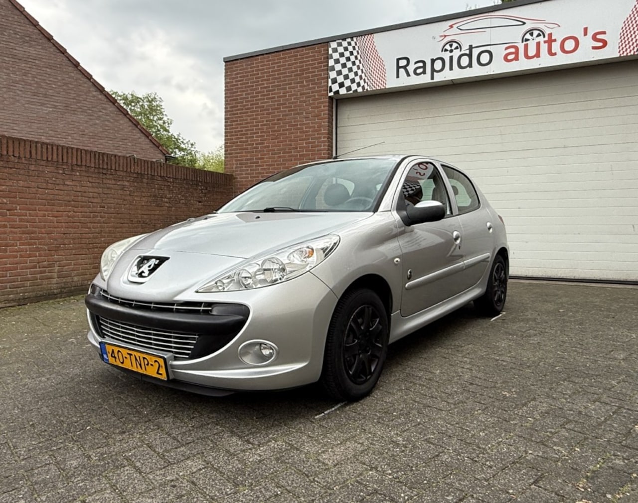 Peugeot 206 - 1.4 URBAN MOVE 2012 nieuwe Distr. riem - AutoWereld.nl