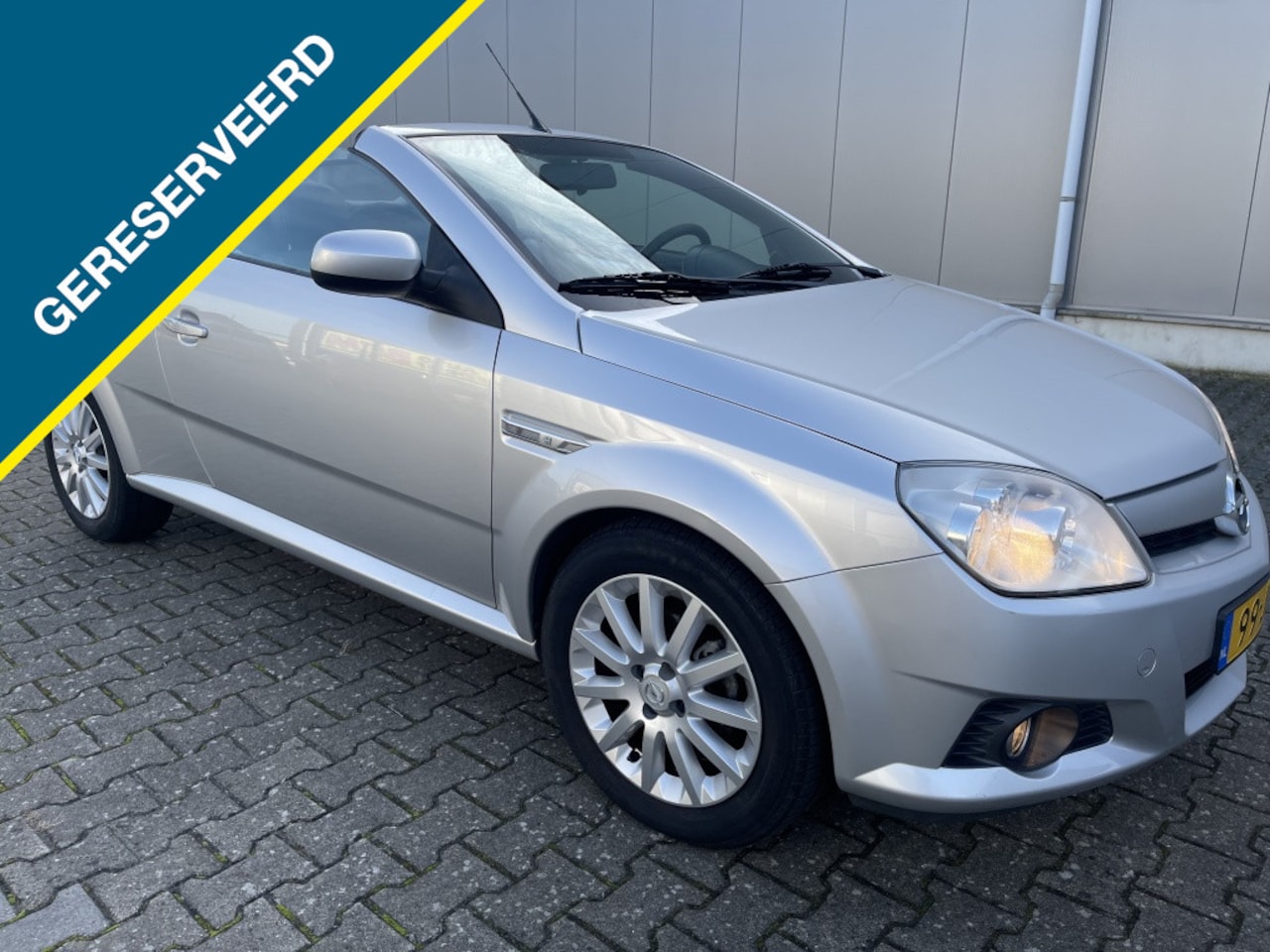 Opel Tigra TwinTop - 1.4 16V Airco APK: Nieuw bij aflevering - AutoWereld.nl