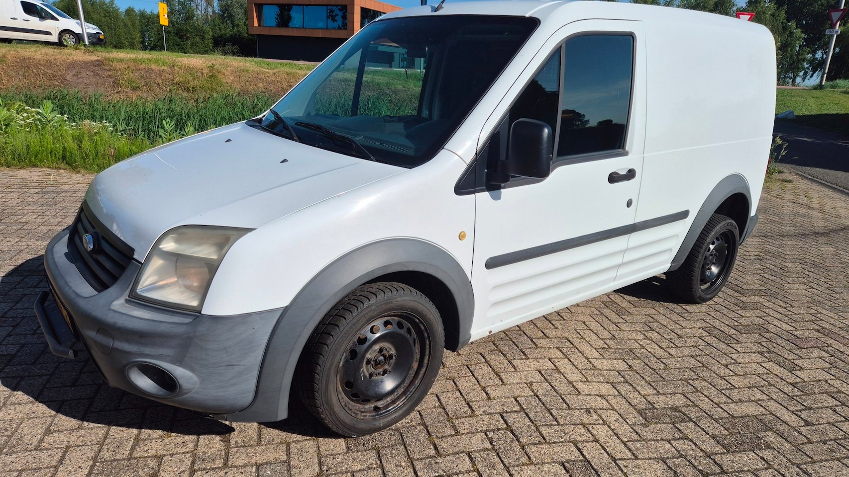 Ford Transit Connect - T200S 1.8 TDCi Ambiente T200S 1.8 TDCi Ambiente - AutoWereld.nl