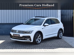 Volkswagen Tiguan - 1.4 TSI R-Line 150 Pk DSG Pano Keyless Camera Trekhaak Full Led 19 Inch