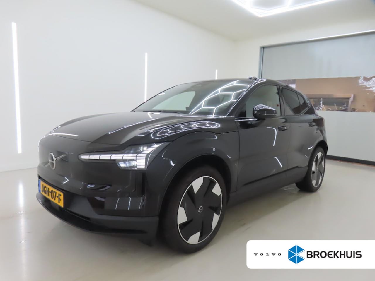Volvo EX30 - Single Motor Extended Range Plus 69 kWh | VERWACHT | SOH 100% | Climate | Pilot Assist | C - AutoWereld.nl