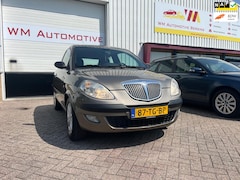 Lancia Y(psilon) - Ypsilon 1.4-16V Platino AIRCO