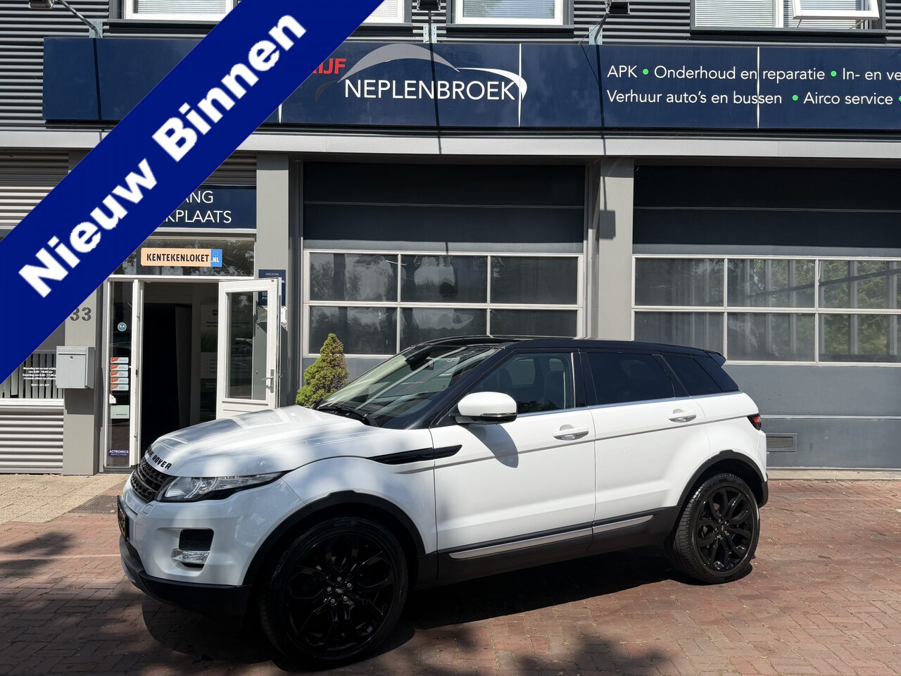 Land Rover Range Rover Evoque - 2.0 Si 4WD Prestige Automaat,Leer,20Inch,Navi,Camera Dealer onderhouden 241pk - AutoWereld.nl