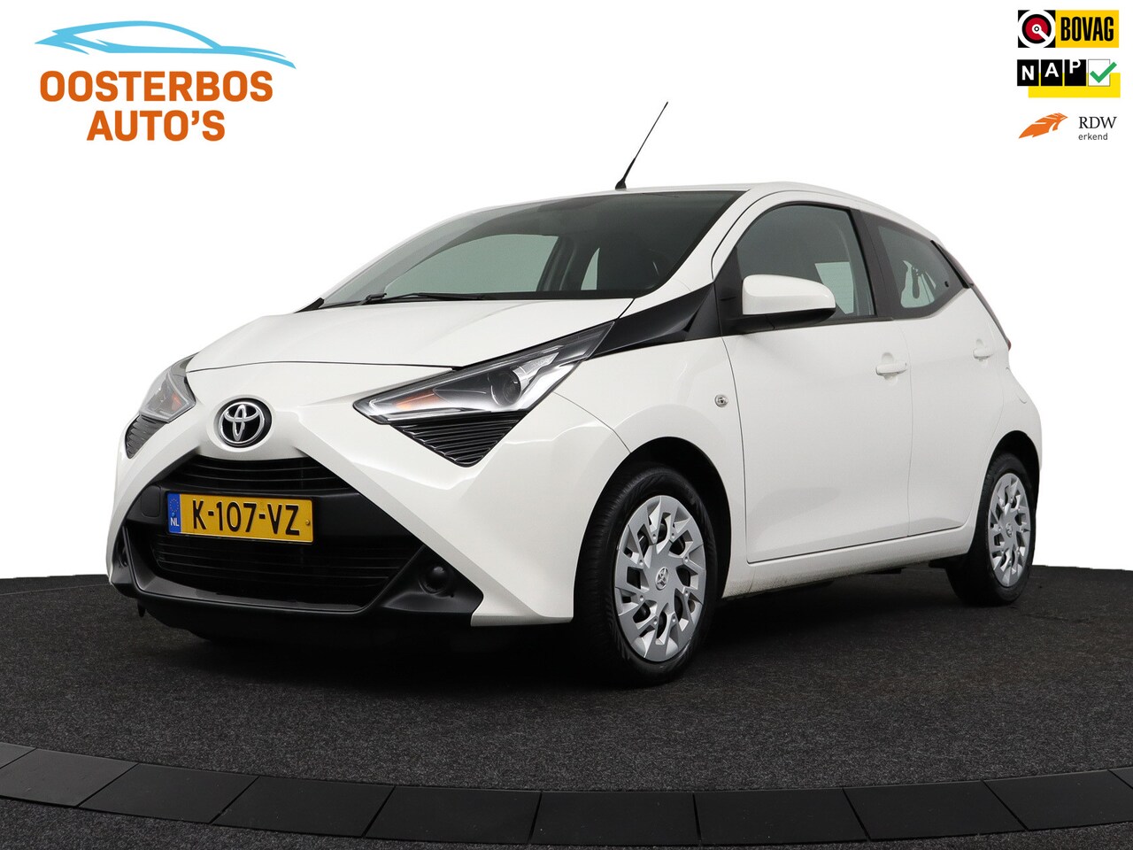 Toyota Aygo - 1.0 VVT-i x-play Camera/Carplay/Airco/NAP - AutoWereld.nl