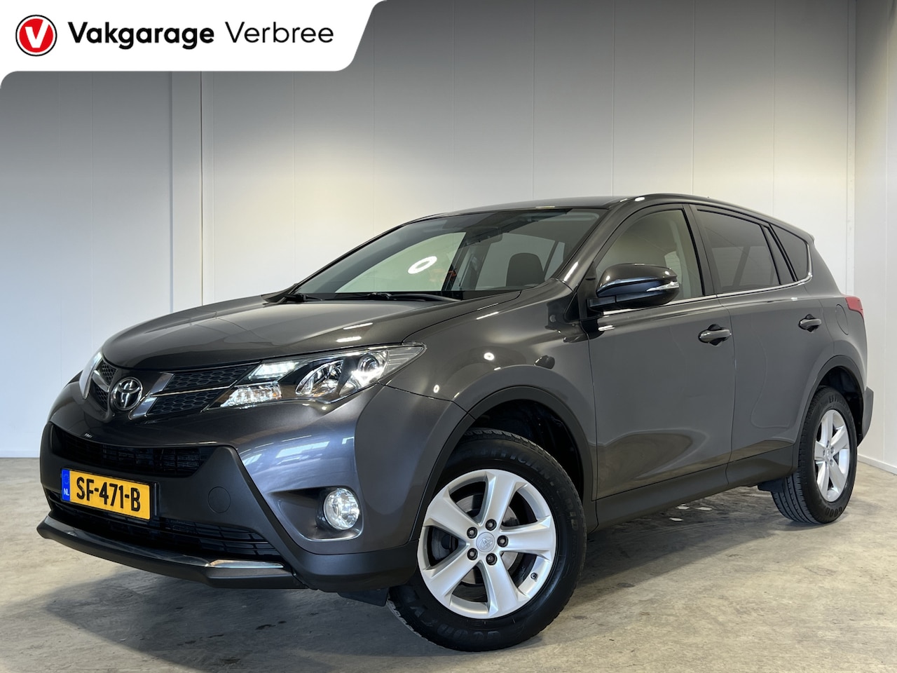 Toyota RAV4 - 2.0 Dynamic 4WD | LM Velgen 17" | Cruise Control | Airco | Radio | - AutoWereld.nl