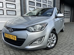 Hyundai i20 - 1.2i i-Deal 5DRS Facelift *Airco* TOPauto