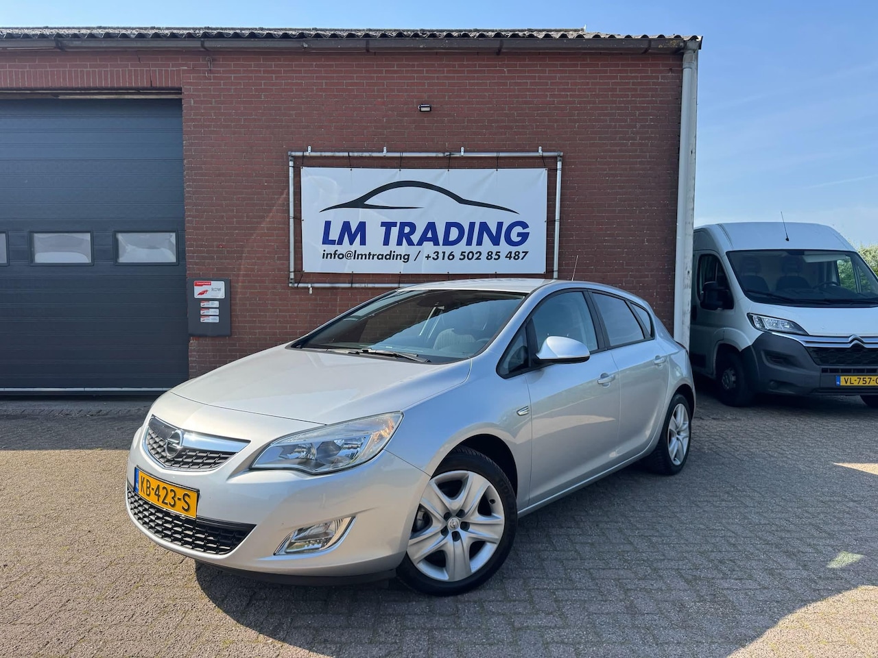 Opel Astra - 1.6 Sport AUTOMAAT STUURVERWARMING PDC 2 SLEUTELS + BOEKJES! - AutoWereld.nl