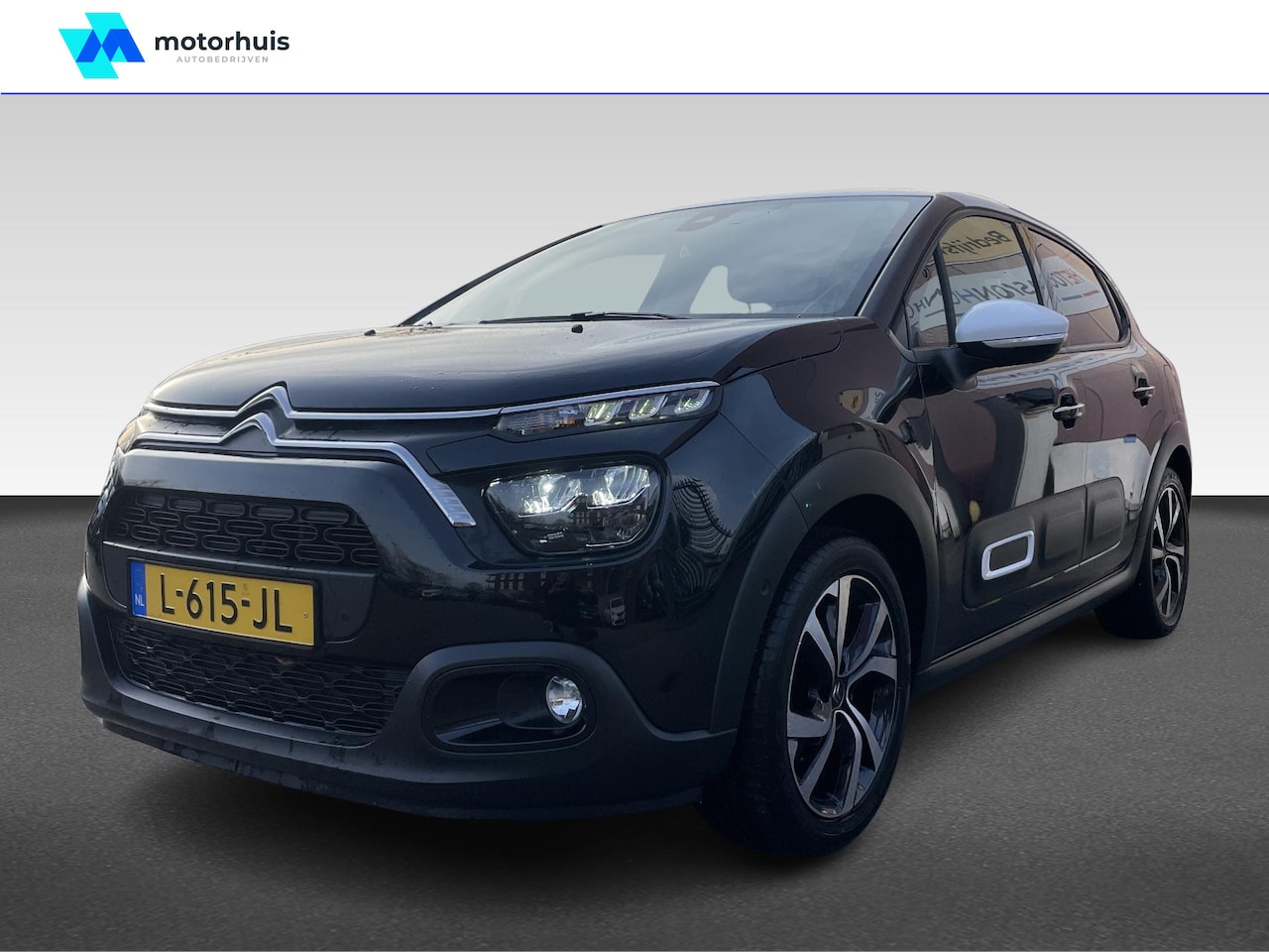 Citroën C3 - 1.2 PureTech 83pk Shine | NAVI | CARPLAY | PDC | CRUISE | DAB+ {uitgelichte-opties} - AutoWereld.nl