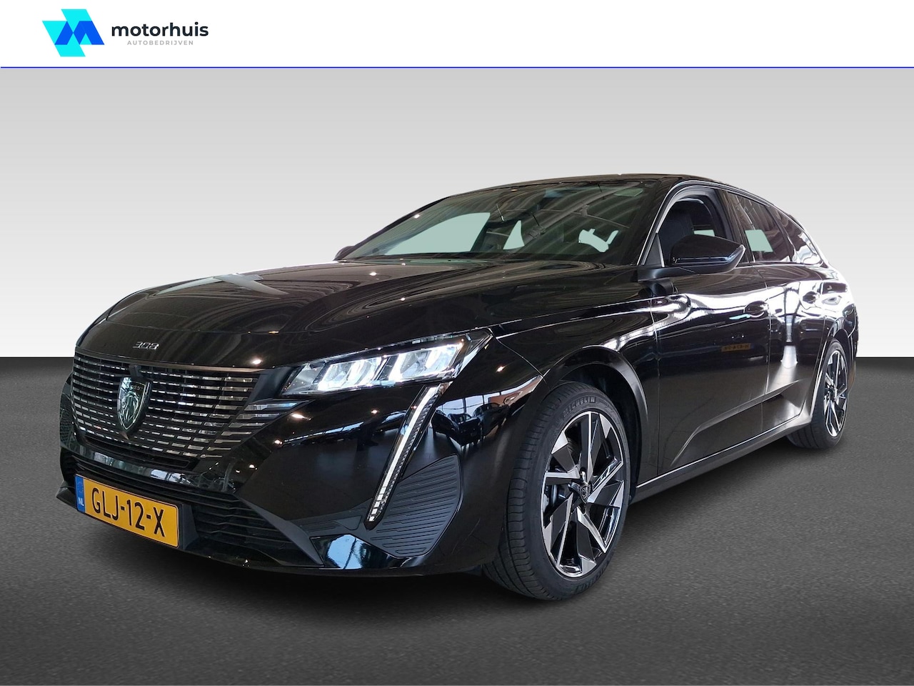 Peugeot 308 SW - 1.2 HYBRID 136PK AUTOMAAT ALLURE CAMERA AGR NAVI {uitgelichte-opties} - AutoWereld.nl