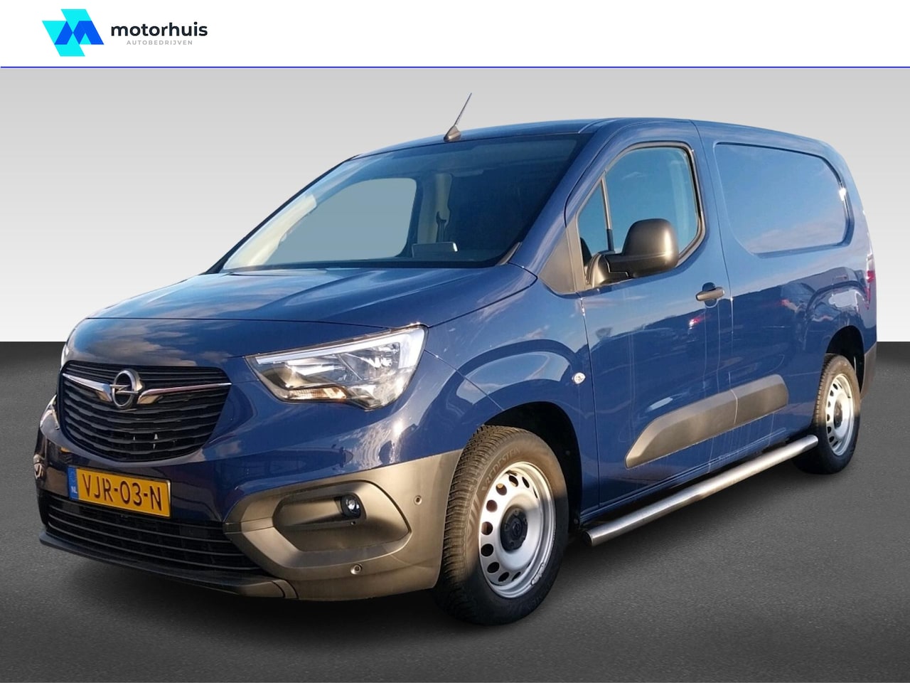 Opel Combo - Cargo GB 1.2 benzine 110pk L2H1 Edition {uitgelichte-opties} - AutoWereld.nl