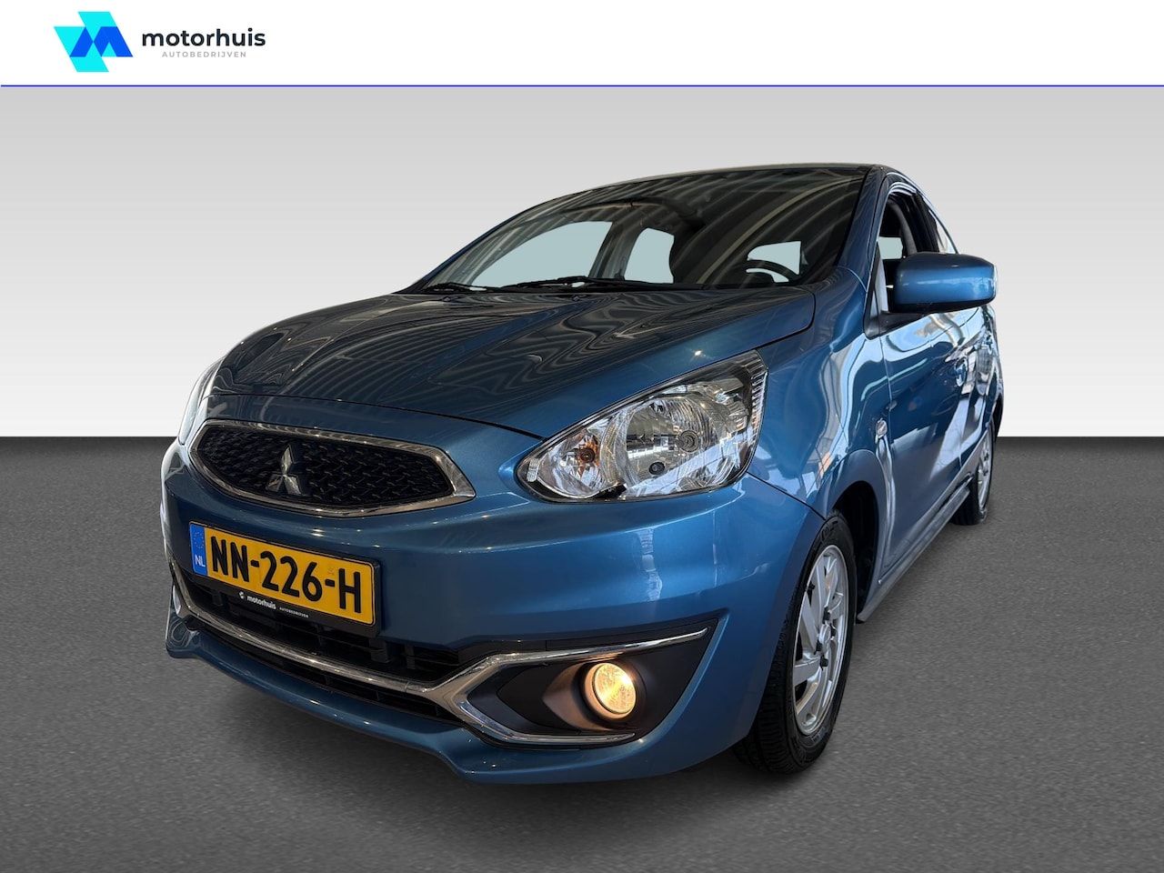 Mitsubishi Space Star - 1.0 MIVEC 71PK Auto Stop &amp; Go Intense {uitgelichte-opties} - AutoWereld.nl
