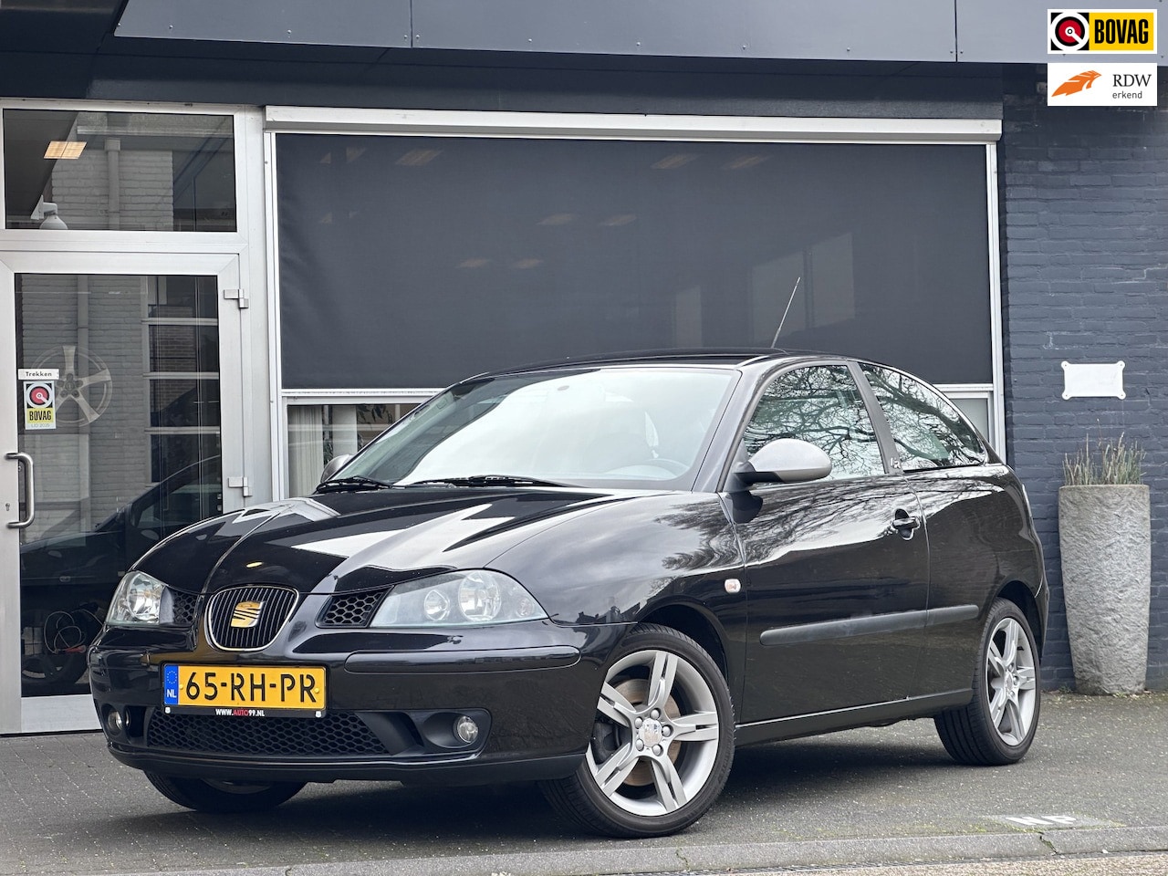 SEAT Ibiza - 1.8-20V VT FR 1.8-20V VT FR - AutoWereld.nl