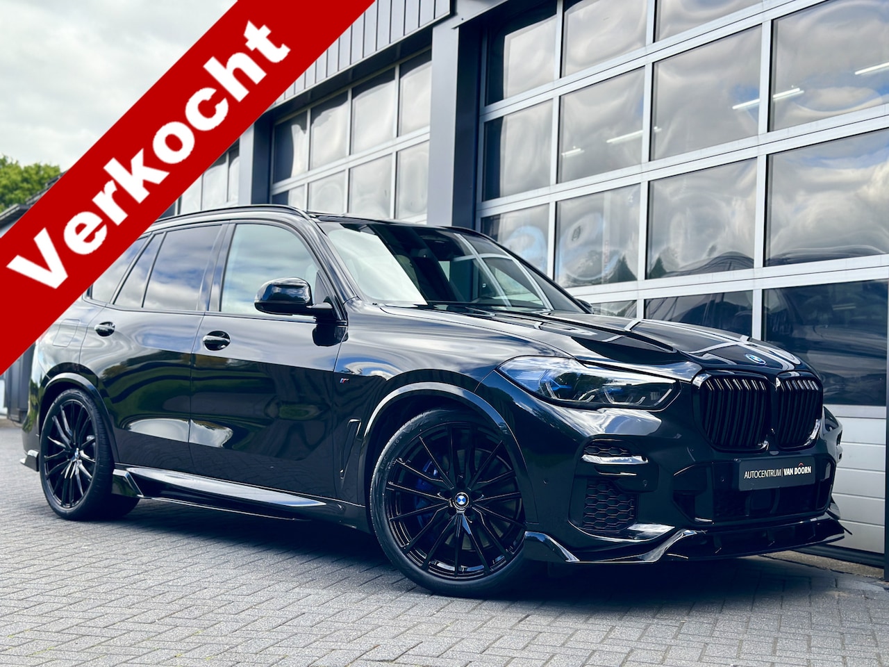 BMW X5 - xDrive45e | M-Sport | Dark Label | Panodak | Luchtvering | Laser | Stoelventilatie | Headu - AutoWereld.nl