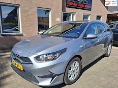 Kia Cee'd Sportswagon - Ceed 1.0 T-GDi Dynamic PlusLine. Dealer onderhouden. O.a. stoel- & stuurverw, Carplay, Cam