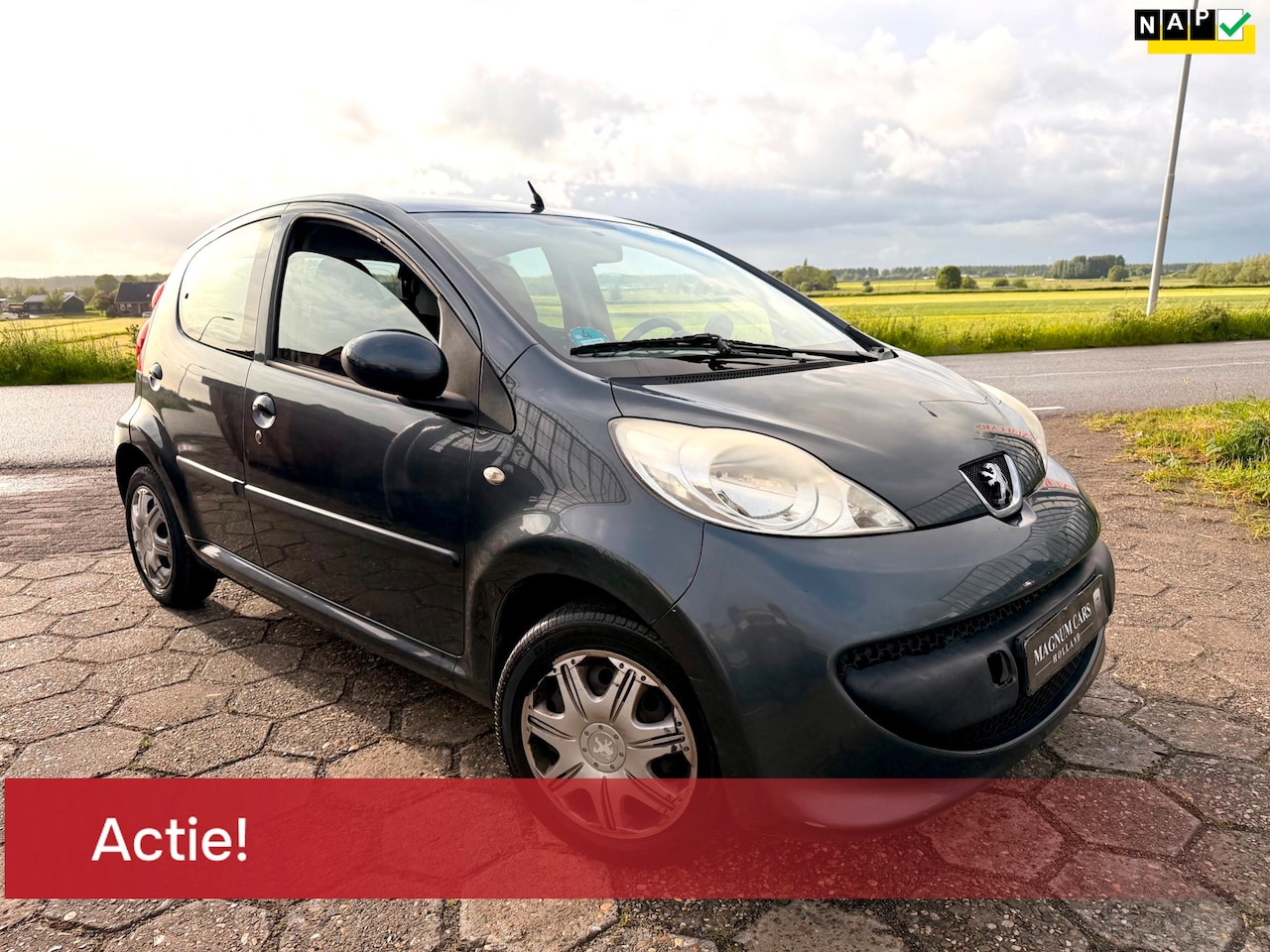 Peugeot 107 - 1.0-12V XS *ACTIE TOT €500 KORTING* AIRCO 5D NIEUWE APK ELEK RAMEN AUX - AutoWereld.nl