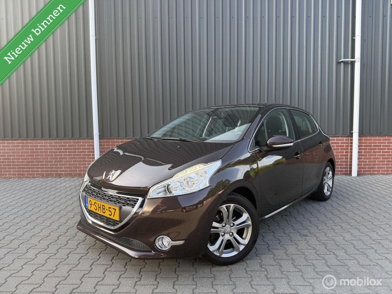 Peugeot 208 - 1.2 VTi Allure Airco Cruise Nl Auto 5 Deurs - AutoWereld.nl