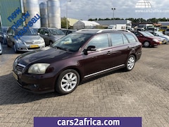 Toyota Avensis Wagon - 1.8 VVTi Luna