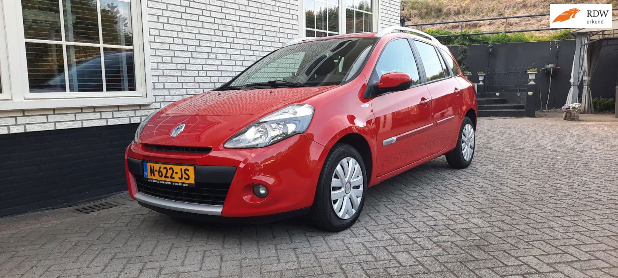 Renault Clio Estate - 1.2-16V Authentique LAGE KMSTAND AIRCO JAAR APK - AutoWereld.nl