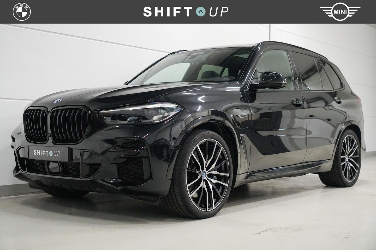 BMW X5 - xDrive45e M-Sport | Panoramadak | CoPilot | Elektr. Trekhaak - AutoWereld.nl