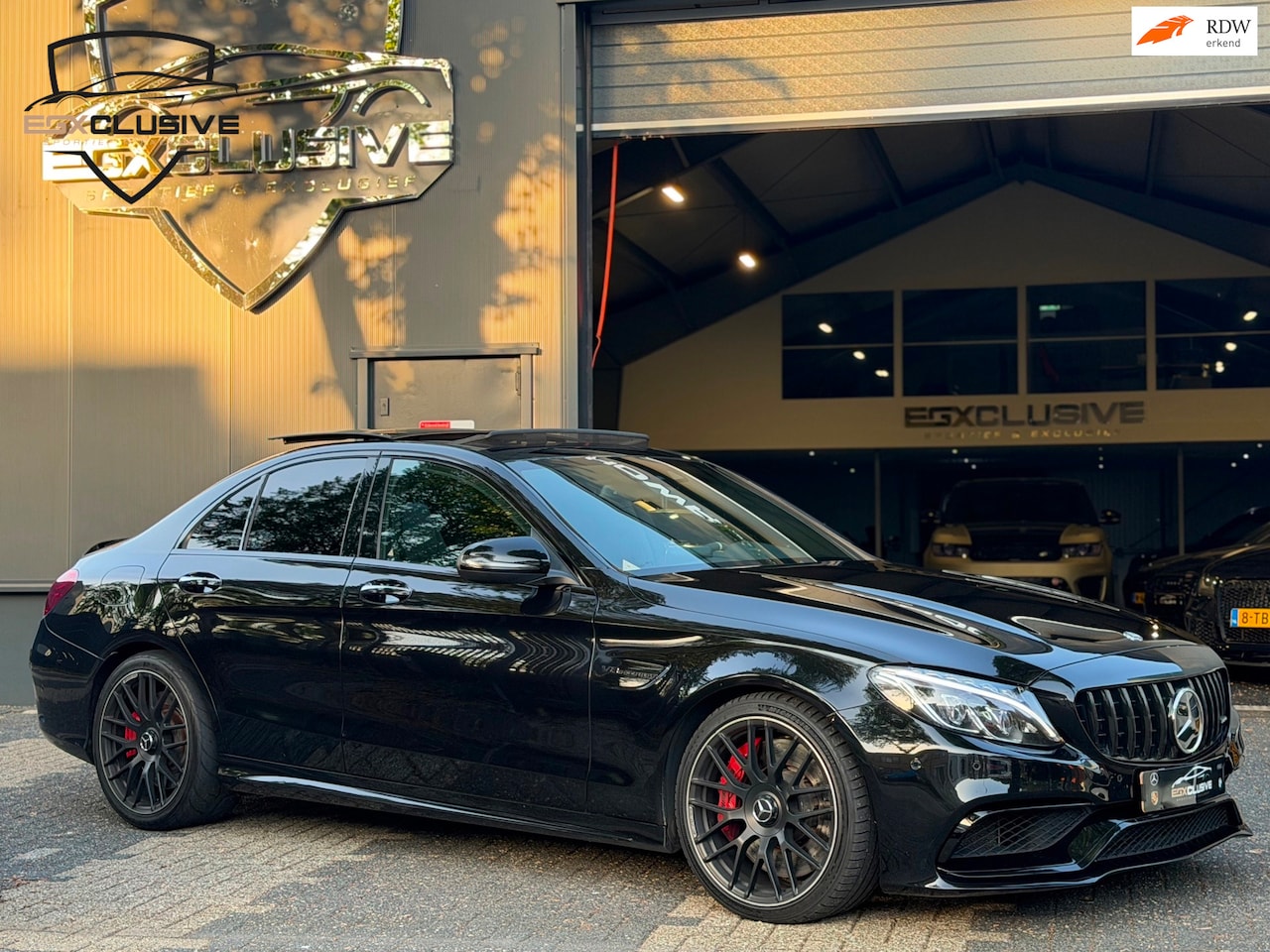 Mercedes-Benz C-klasse - AMG 63 S Premium Plus pano|Schaal|Memory|Camera|Burmester - AutoWereld.nl