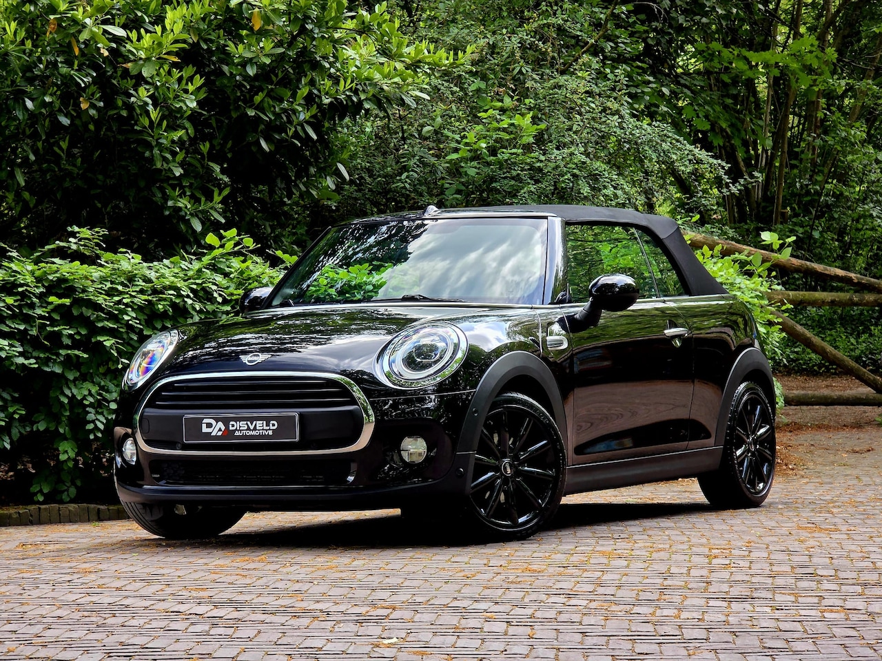 MINI One - Cabriolet Chili II Midnight Black Metallic - AutoWereld.nl