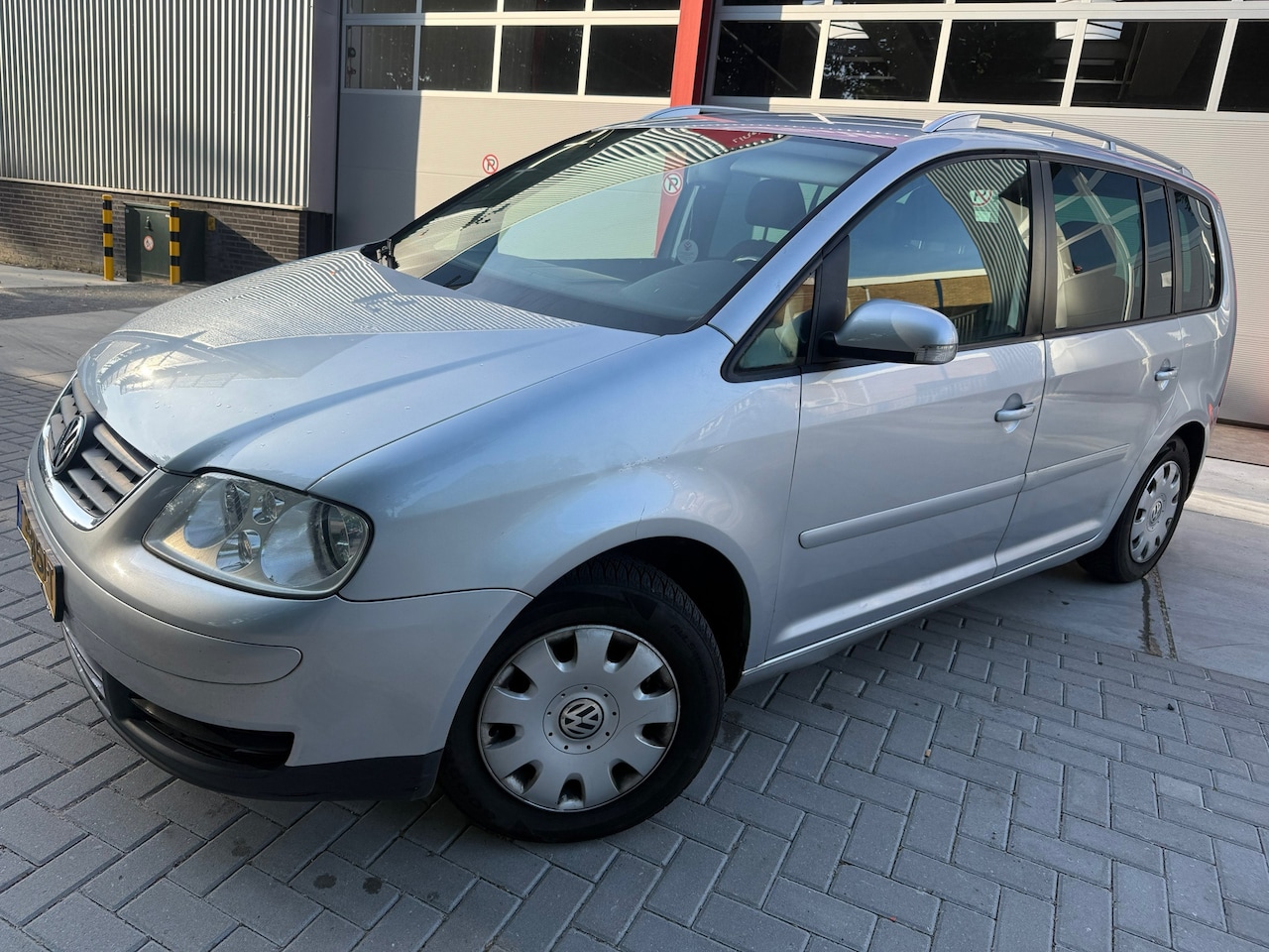 Volkswagen Touran - 1.4 TSI Business 1.4 TSI Business - AutoWereld.nl